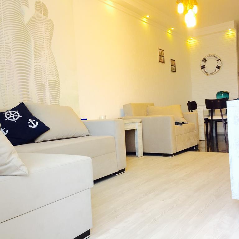 Stars Apartment Batum Dış mekan fotoğraf