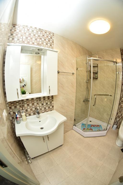 Stars Apartment Batum Dış mekan fotoğraf