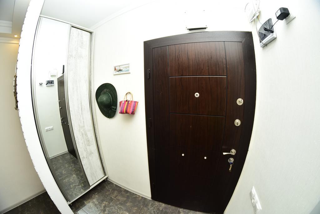 Stars Apartment Batum Dış mekan fotoğraf